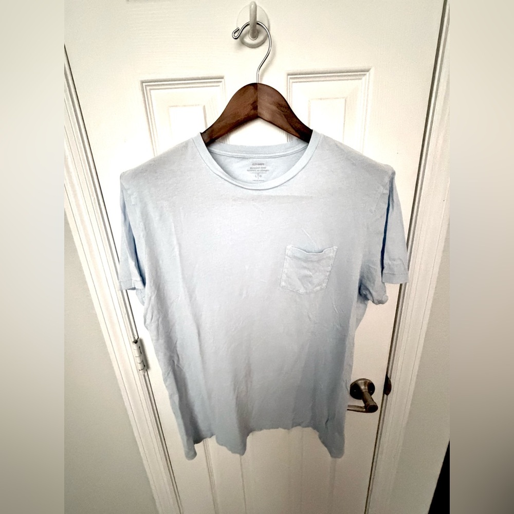 Old Navy Light Blue Short Sleeve Pocket Tee - Men